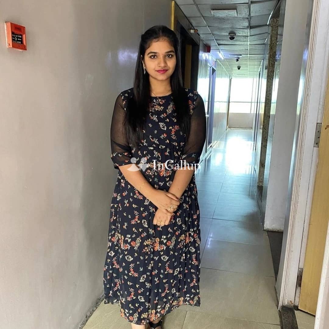 experience pure bliss with pammi in akola  your charming 21yearold escort with an athletic allure - Escort in akola
