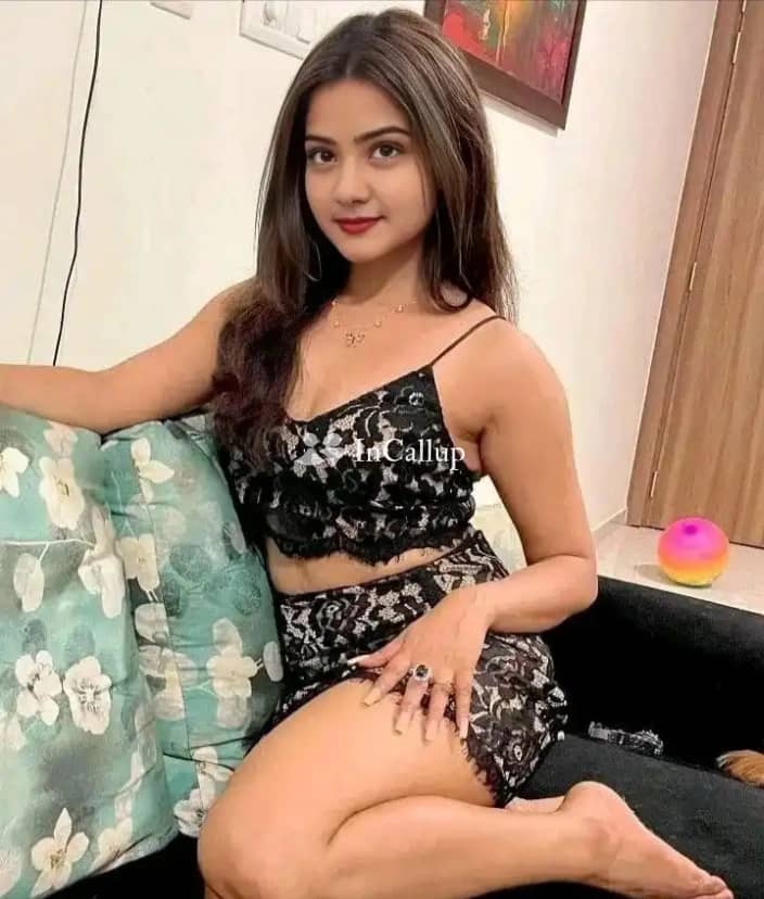 explore intimate adventures with priya in akola  your perfect girlfriend experience awaits - Escort in akola