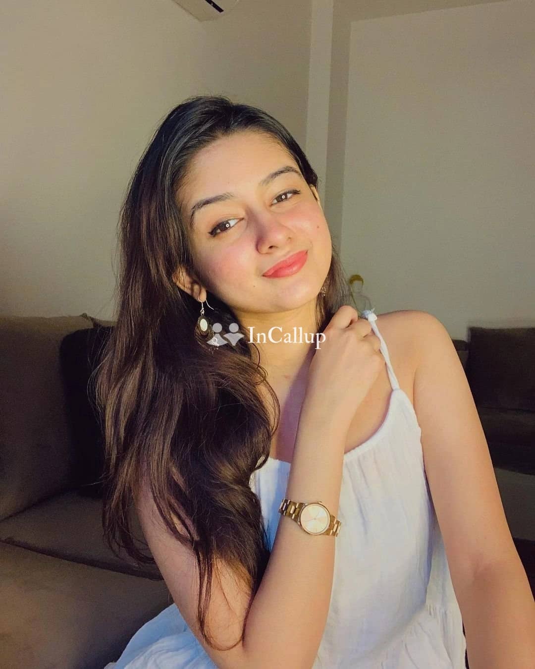 meet anisha your petite alwar escort for unforgettable experiences and steamy adventures at just 19 - Escort in alwar