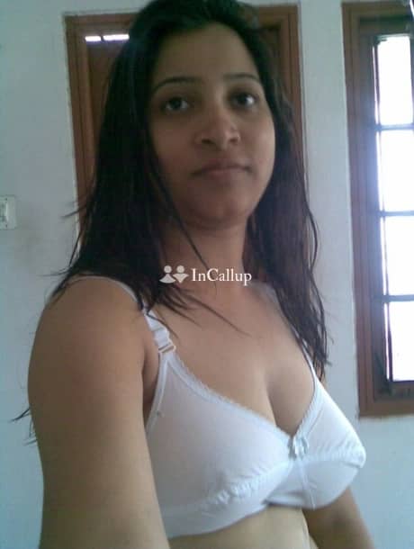 experience true intimacy with 21yearold riya ji in bareilly  your perfect girlfriend experience awaits - Escort in bareilly