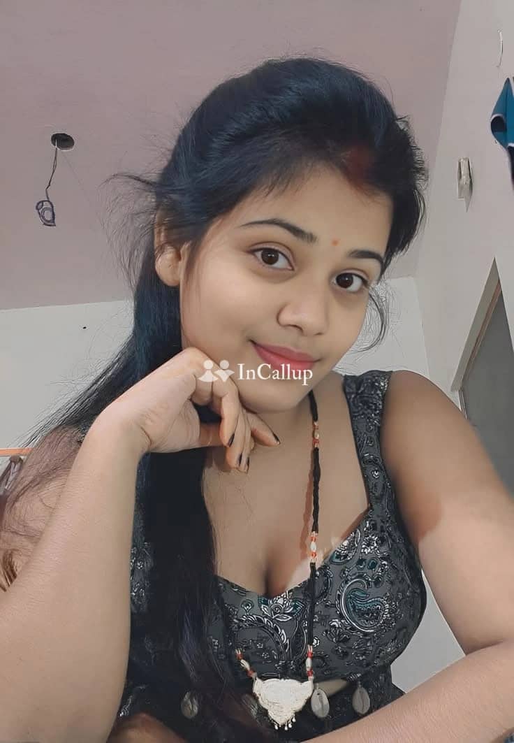 indulge in unforgettable experiences with a curvy 21yearold begusarai call girl ready to please you - Escort in begusarai