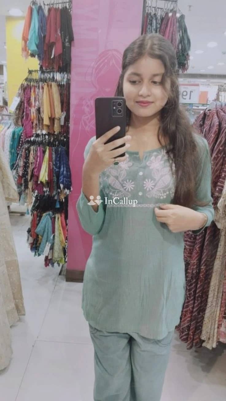 explore your desires with simran a captivating curvy companion in bilaspur ready for unforgettable experiences - Escort in bilaspur