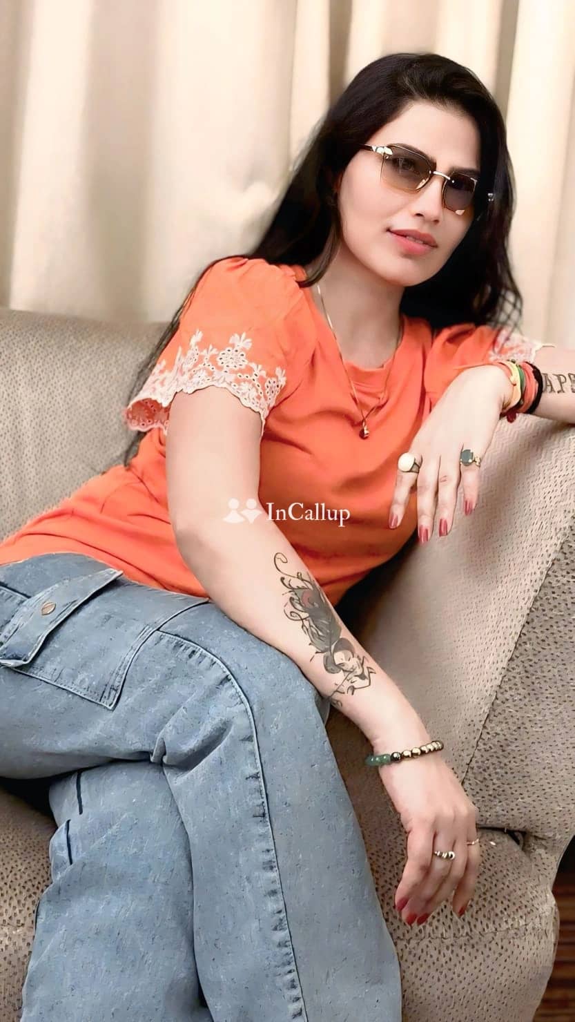 experience unforgettable moments with curvy nidhi in contai offering exclusive girlfriend and oral services - Escort in contai