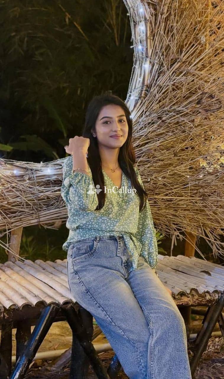 riyas tantalizing services await you in delhi  experience the ultimate pleasure with this curvy beauty - Escort in delhi
