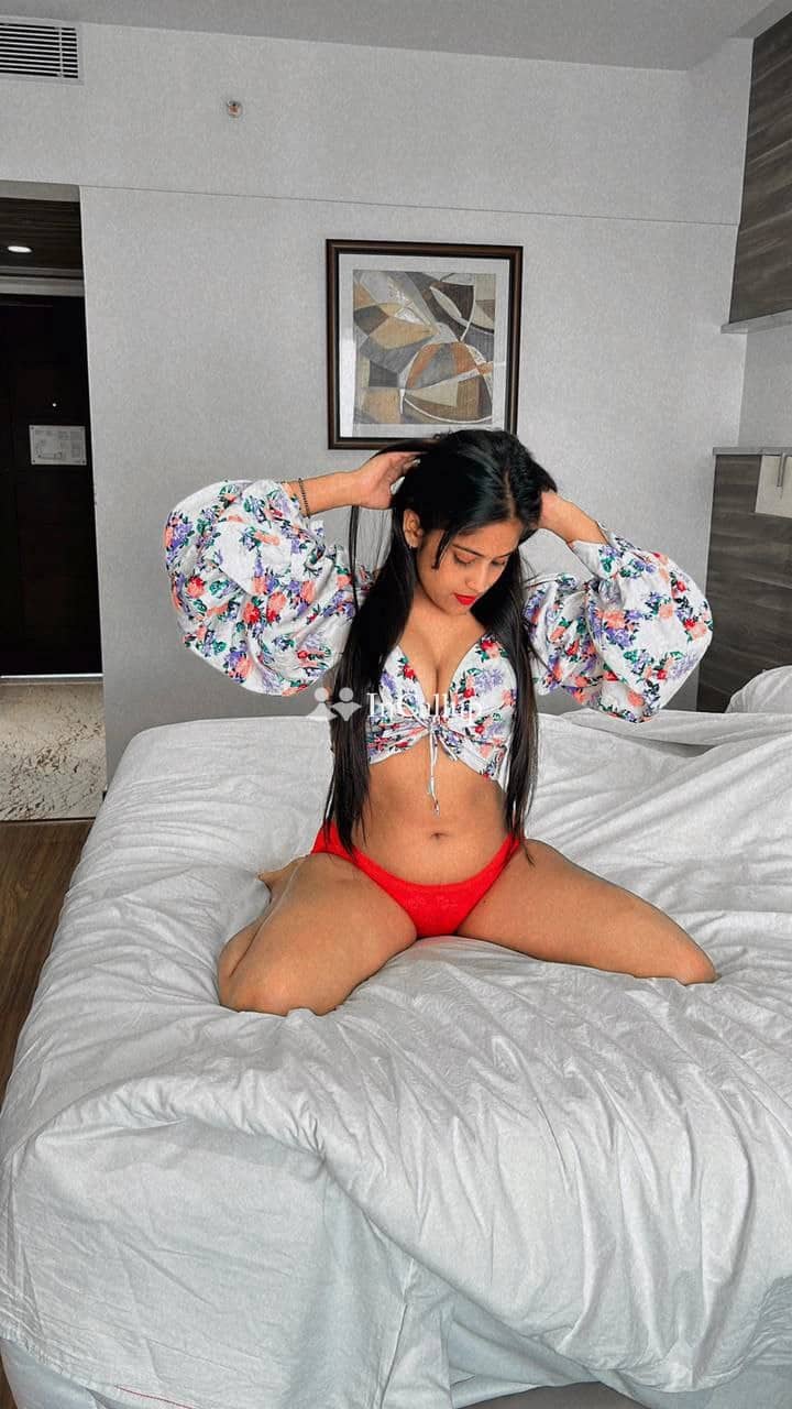 discover the enchanting neha in deoghar for unforgettable experiences and passionate encounters at just 20 years old - Escort in deoghar