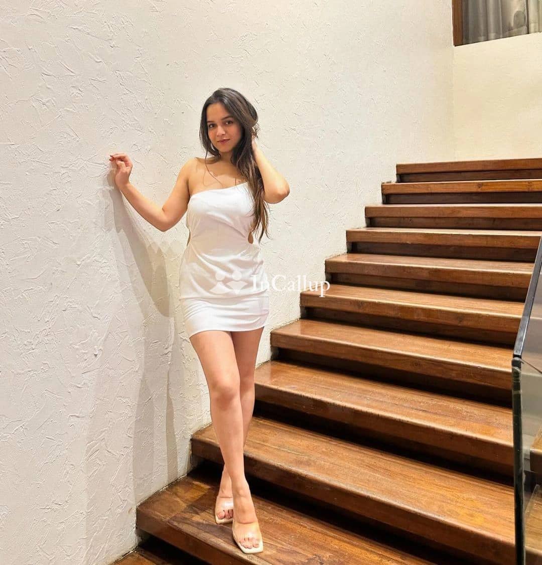 discover the enchanting neha patel for unforgettable experiences in hazaribagh at just 18 years old - Escort in hazaribagh