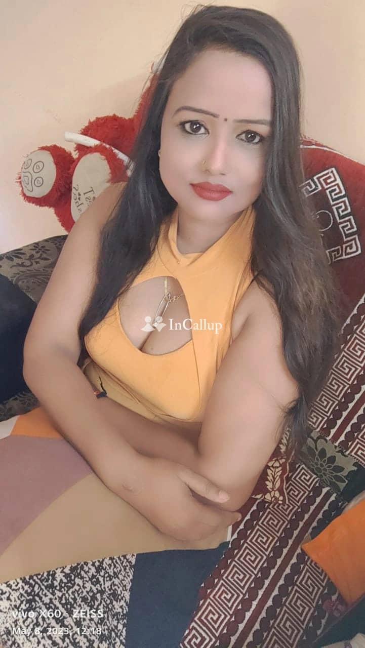 indulge in unforgettable moments with 19yearold callgirls in katihar  fit blackhaired beauty awaits you - Escort in katihar