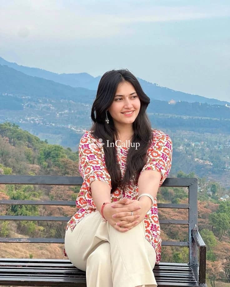 discover deepanshi rani your enchanting 21yearold petite redhead for unforgettable girlfriend experiences in mahe pyi - Escort in mahe