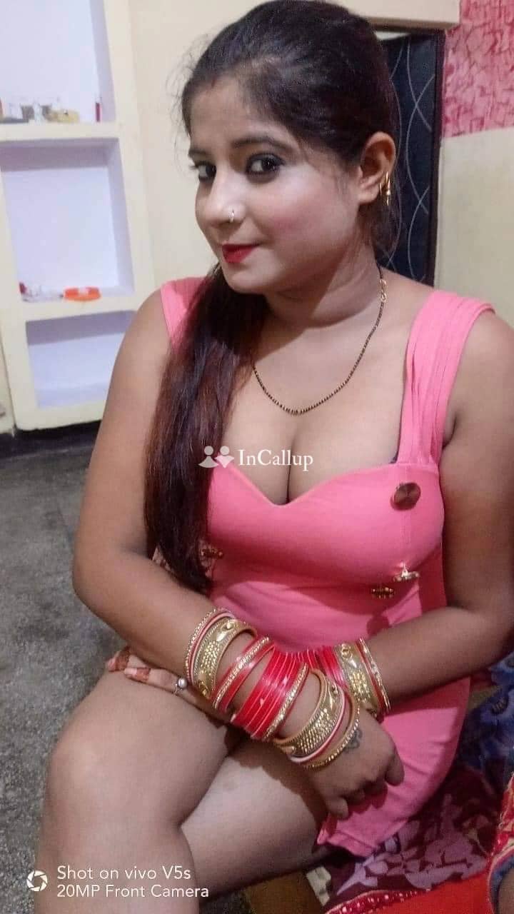 experience the ultimate pleasure with riya kumari your seductive escort in meerut at 21 years old - Escort in meerut