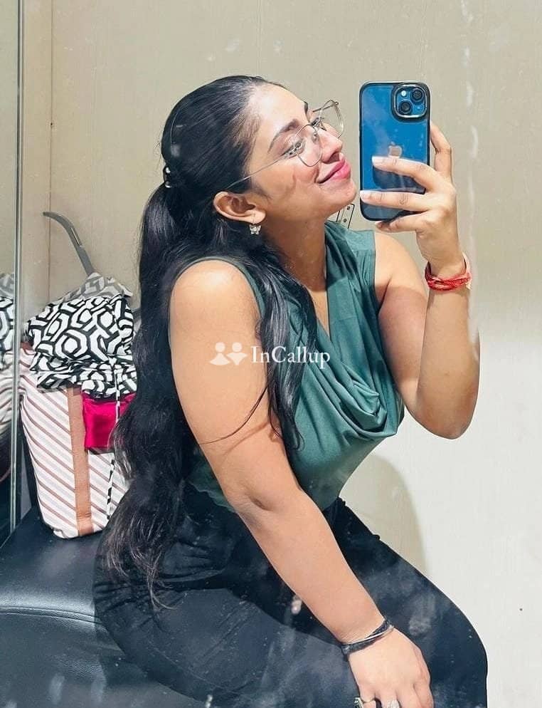 sensational experiences await with 23yearold tannu in noida  discover passion and pleasure like never before - Escort in noida