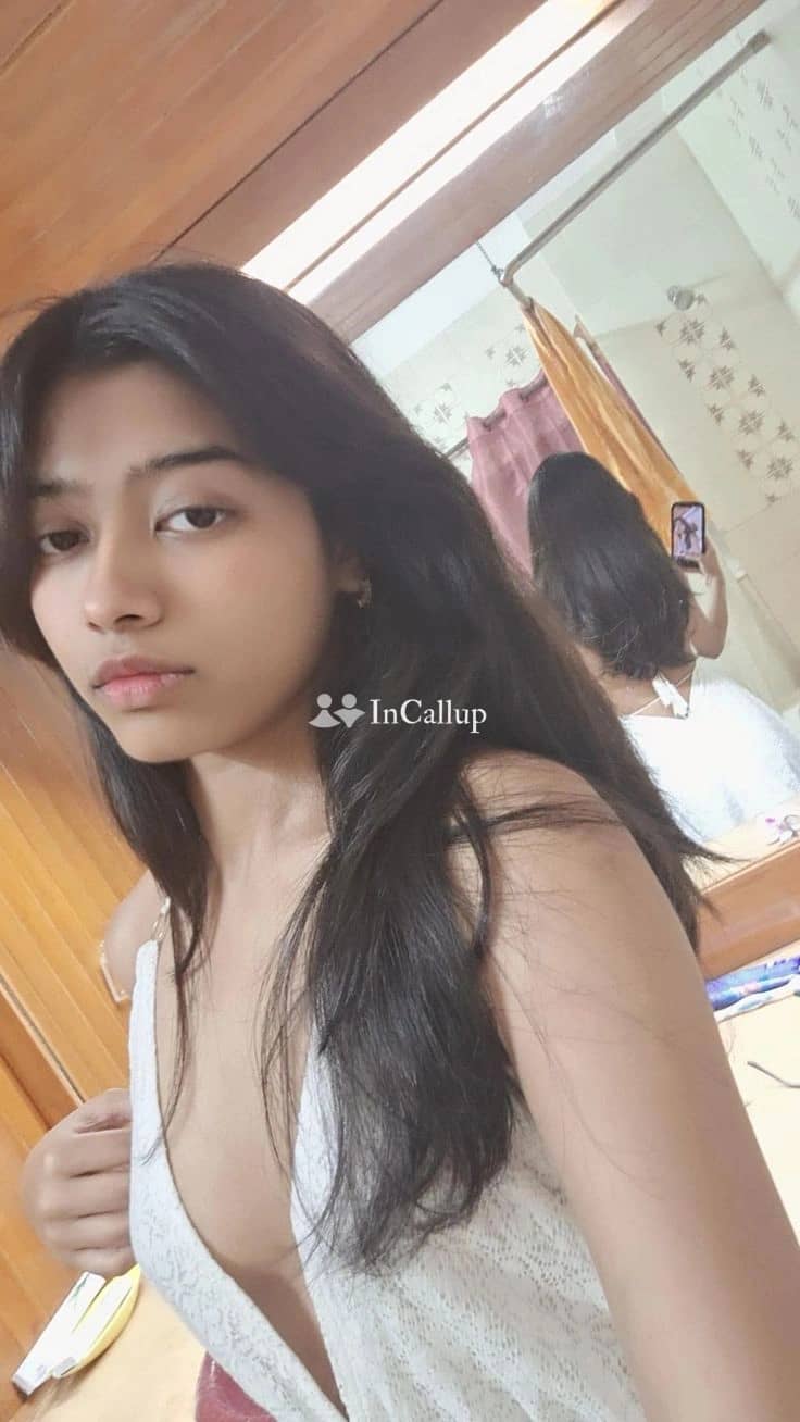 sensational pihu kumari your perfect noida companion for unforgettable girlfriend experiences and more - Escort in noida