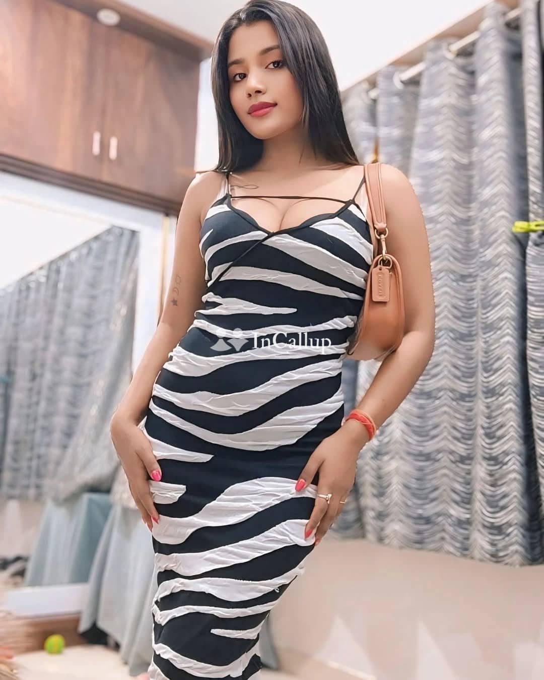 sensational 19yearold escort amit ready to ignite your desires in patna with alluring anal services - Escort in patna