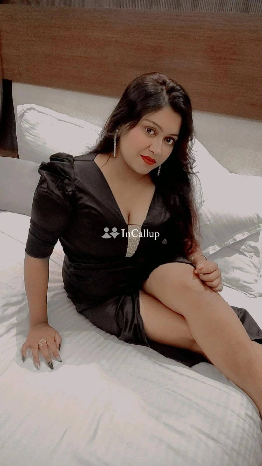 experience unforgettable passion with rashi a seductive 22yearold escort in raebareli ready to fulfill your desires - Escort in raebareli