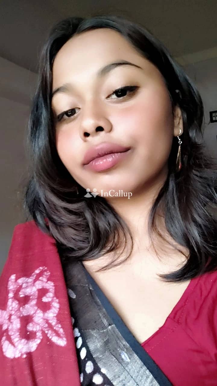 exclusive siwan escort experience with alluring 19yearold callgirl ready to captivate you with her charms - Escort in siwan