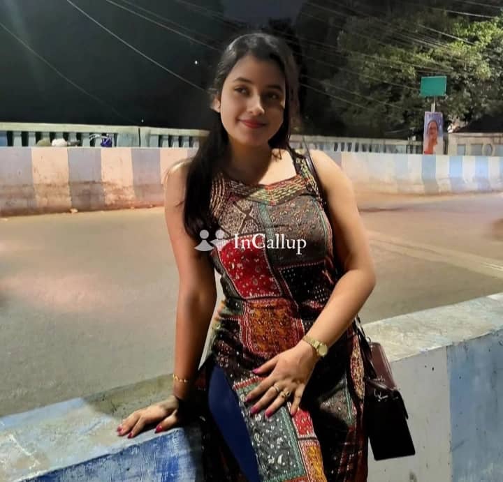 experience intimate moments with sapna kumari the alluring 19yearold escort in solapur ready to please you - Escort in solapur