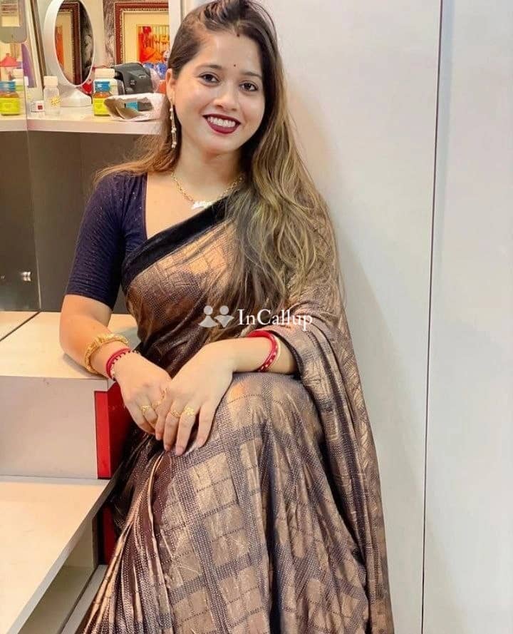 experience sensual pleasure with 22yearold curvy pooja roy in surat for unforgettable adult encounters - Escort in surat