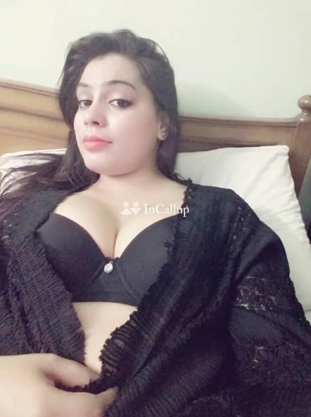 experience unforgettable moments with monica singh your seductive companion in ujjain at just 20 years old - Escort in ujjain