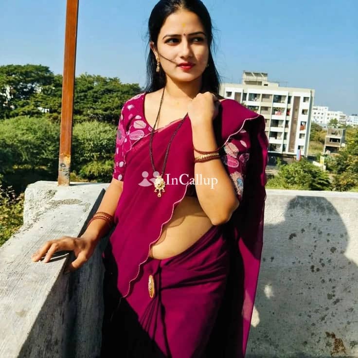 discover deepanshi rani alluring 21yearold escort in valsad with captivating blue eyes and a curvy figure - Escort in valsad