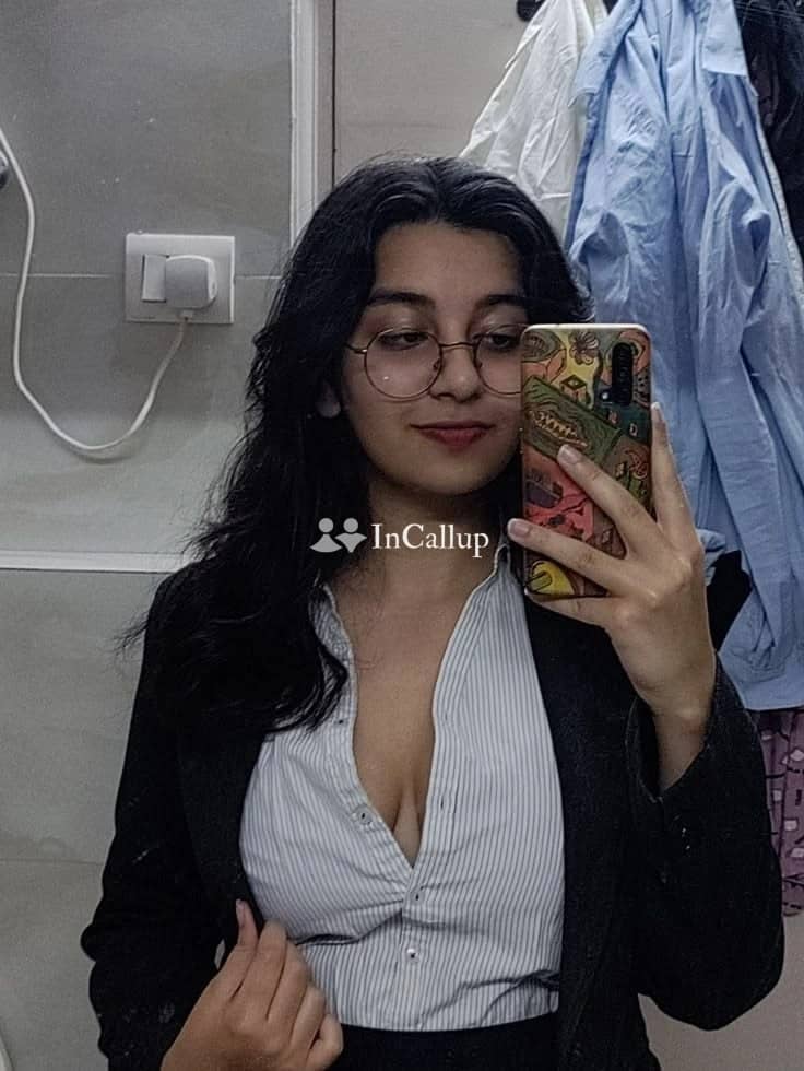 experience unforgettable moments with ria rao the seductive companion in vijayawada at just 21 years old - Escort in vijayawada