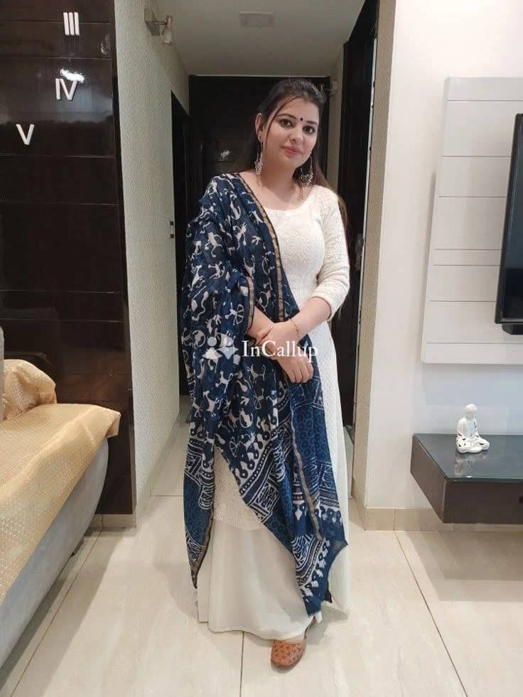 discover the enticing allure of pooja your 19yearold slim escort in bangalore for unforgettable experiences - Escort in bangalore
