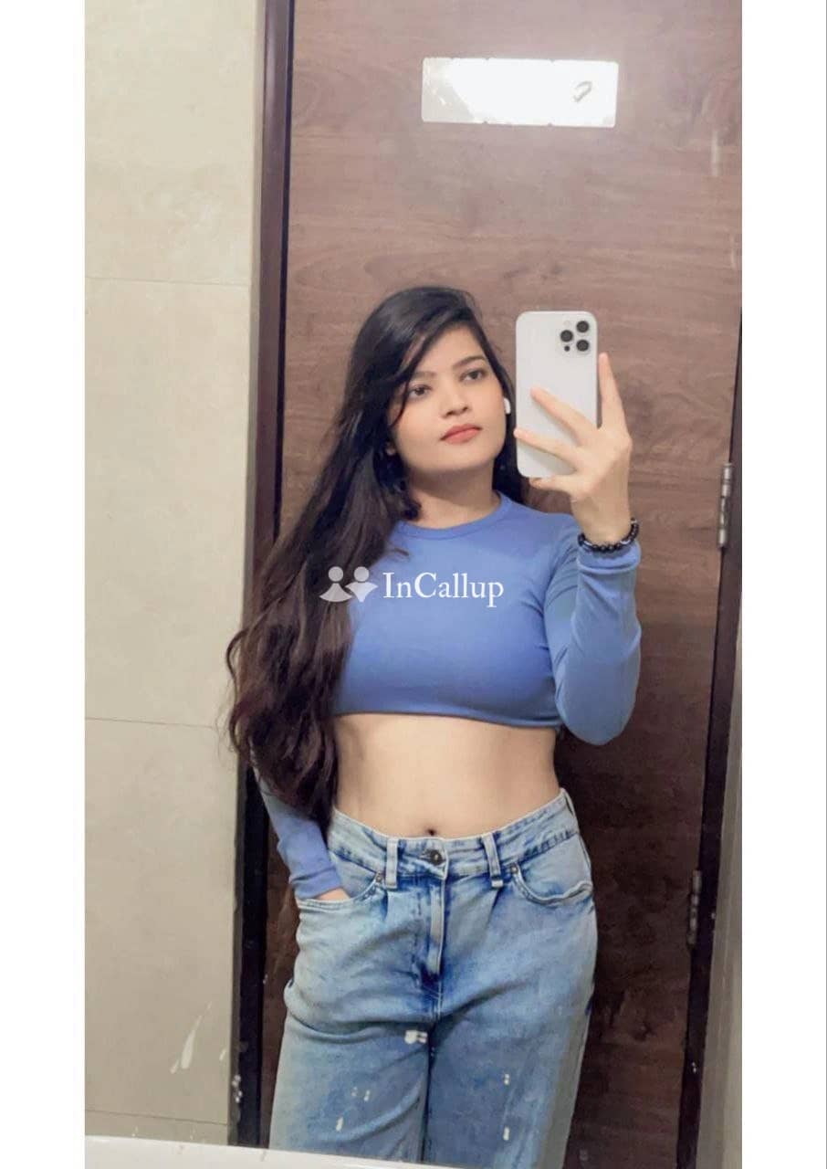 experience unforgettable moments with pavitra the enchanting 22yearold escort from bhiwani - Escort in bhiwani