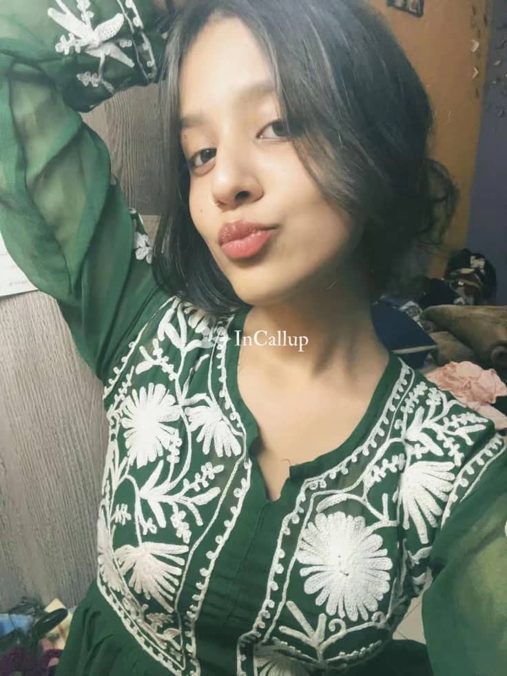 indulge in an unforgettable experience with pihu kumari in nashik your curvy dream escort awaits - Escort in nashik