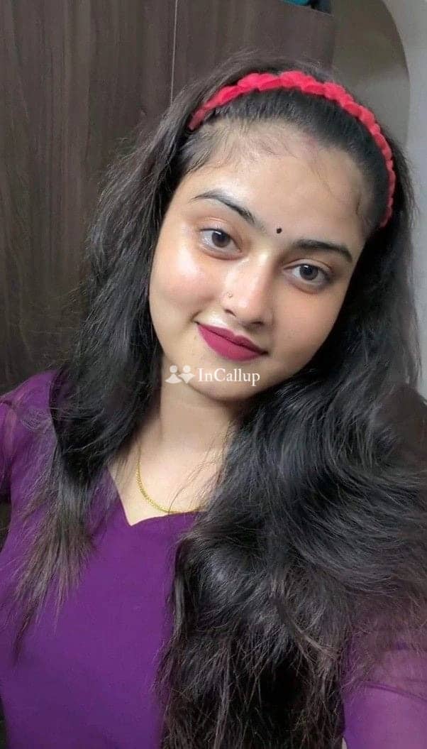 meet sumitra in nashik for unforgettable experiences with a curvy beauty ready to fulfill your desires - Escort in nashik