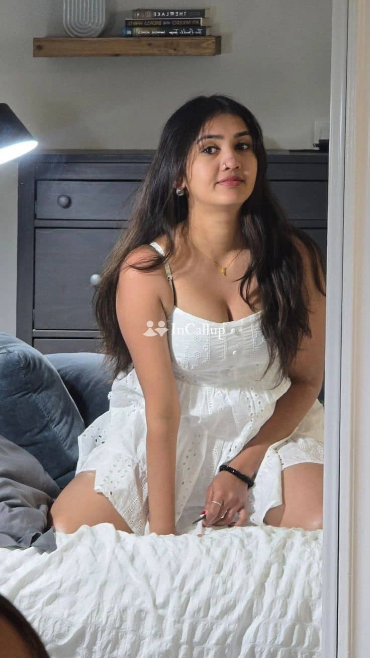 experience pure pleasure with auburn beauty in puri girlfriend services and more await you - Escort in puri