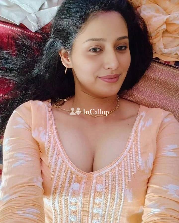 enjoy an unforgettable girlfriend experience with 19yearold ruhi roy in rohtak stunning and charming companion - Escort in rohtak