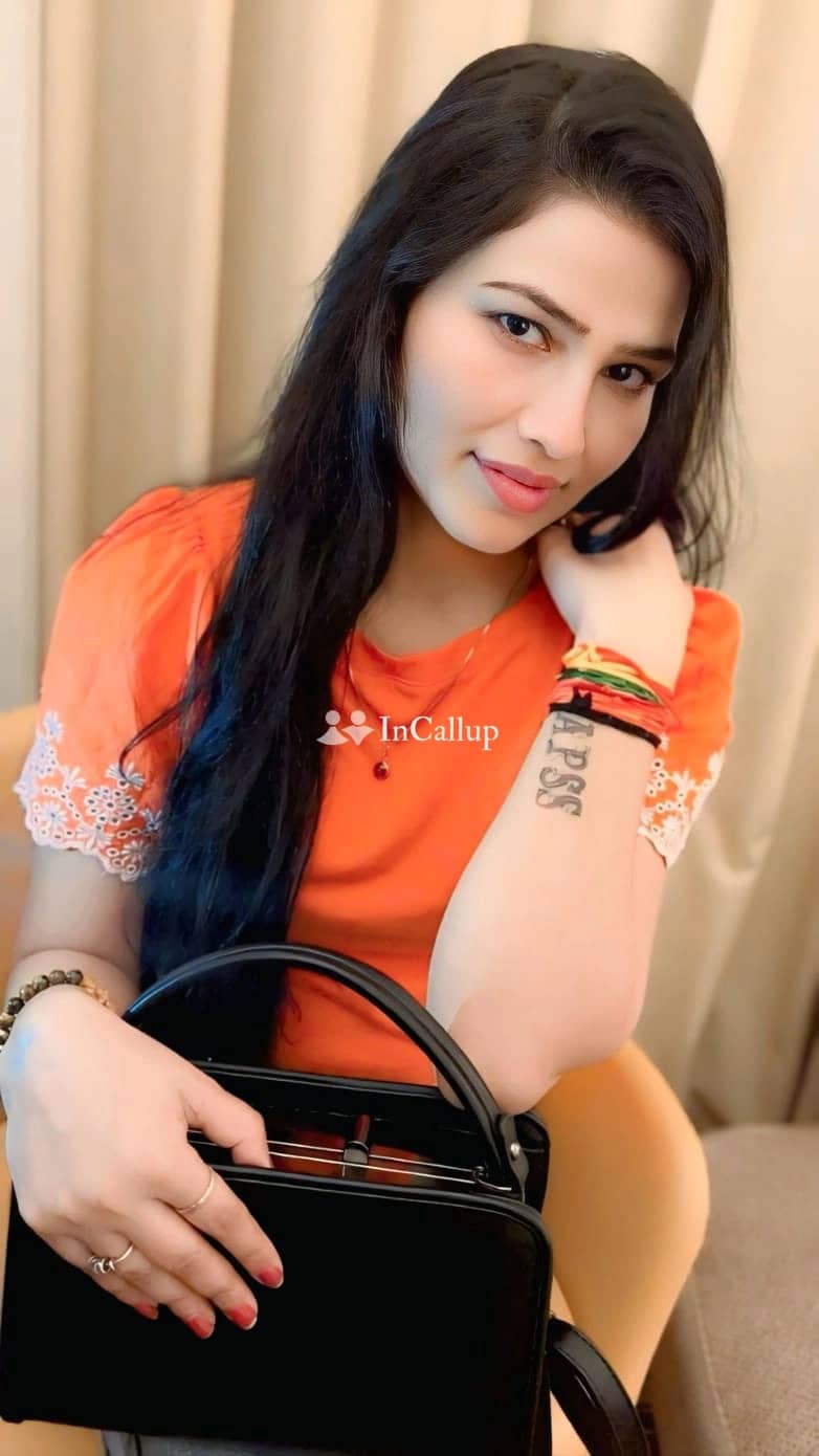 explore unforgettable experiences with curvy 23yearold nidhi in siliguri your perfect girlfriend experience awaits - Escort in siliguri