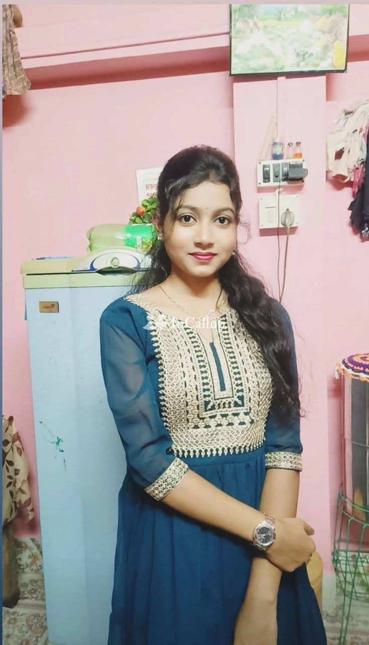 discover the enchanting girlfriend experience with ruhi roy in yamunanagar slim beauty with captivating eyes - Escort in yamunanagar